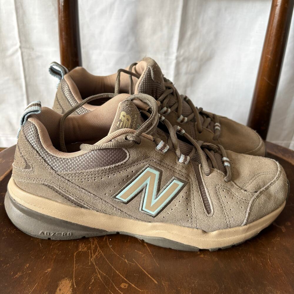 New Balance Women's 608 UB5 Size 10.5 2A Narrow Athletic Shoes